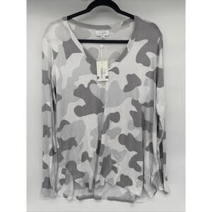 Mudpie Women’s Camouflage Long Sleeve Shirt Size Large NWT Grey White